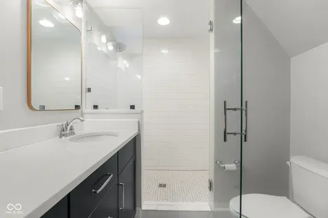 2316 Lafayette Avenue Columbus IN 47201