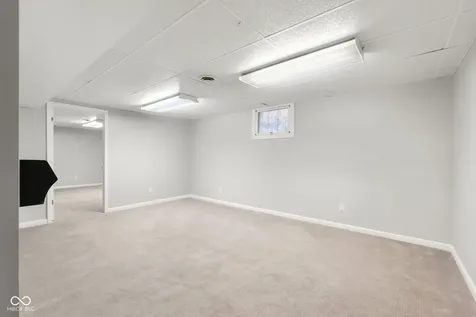 2316 Lafayette Avenue Columbus IN 47201