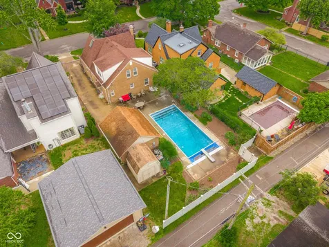 2316 Lafayette Avenue Columbus IN 47201