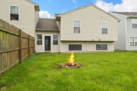 1943 Acorn Drive Franklin IN 46131