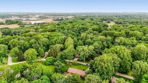 4480 E Wembley Lane Columbus IN 47201