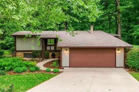 4480 E Wembley Lane Columbus IN 47201
