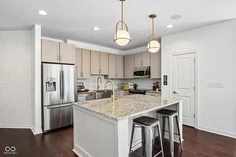 333 Massachusetts Avenue Indianapolis IN 46204