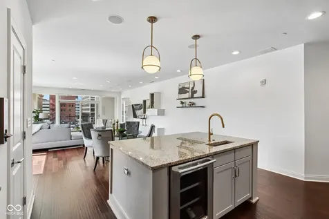 333 Massachusetts Avenue Indianapolis IN 46204