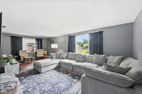 13263 Chevy Chase Drive Fishers IN 46038