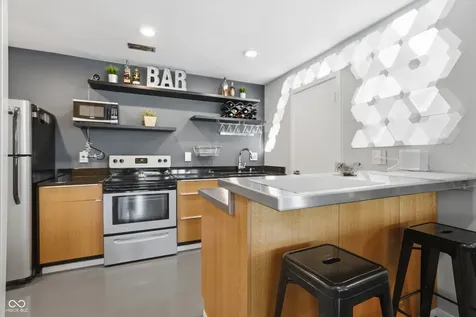 8309 Reef Court Indianapolis IN 46236