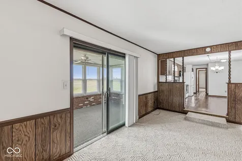 6097 N 100 Road W Alexandria IN 46001
