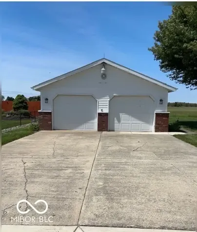 6097 N 100 Road W Alexandria IN 46001
