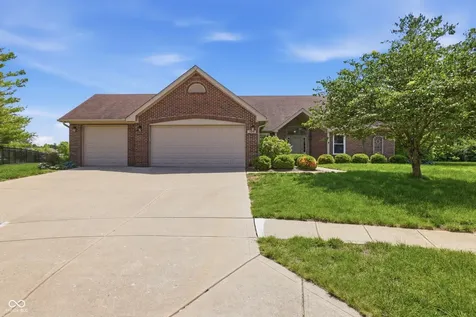 7429 Copperwood Drive Indianapolis IN 46217