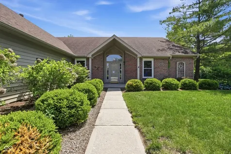 7429 Copperwood Drive Indianapolis IN 46217