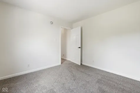 7429 Copperwood Drive Indianapolis IN 46217
