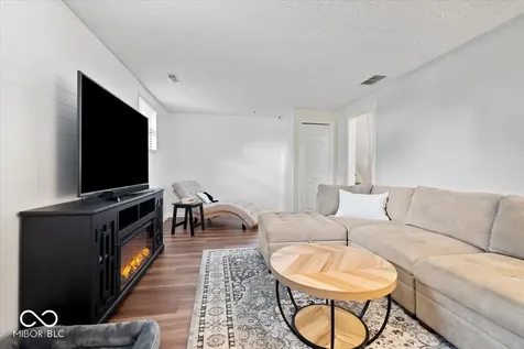 7 Sleepy Hollow Drive Westfield IN 46074