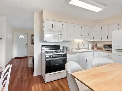 7 Sleepy Hollow Drive Westfield IN 46074