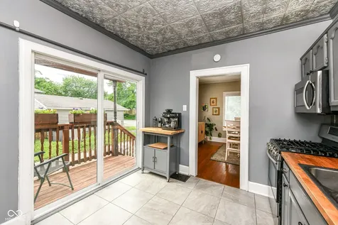 5075 E Walnut Street Indianapolis IN 46201