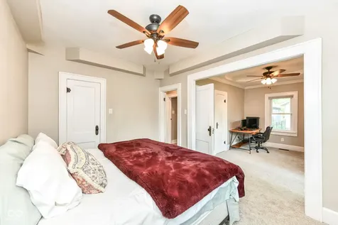 5075 E Walnut Street Indianapolis IN 46201