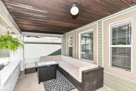 5075 E Walnut Street Indianapolis IN 46201
