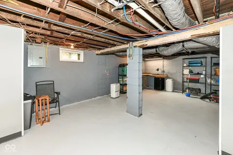 5075 E Walnut Street Indianapolis IN 46201