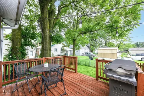 5075 E Walnut Street Indianapolis IN 46201