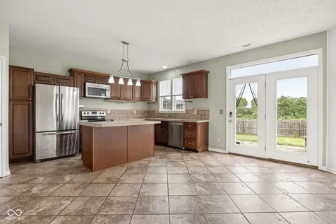 2206 Rosswood Boulevard Indianapolis IN 46229