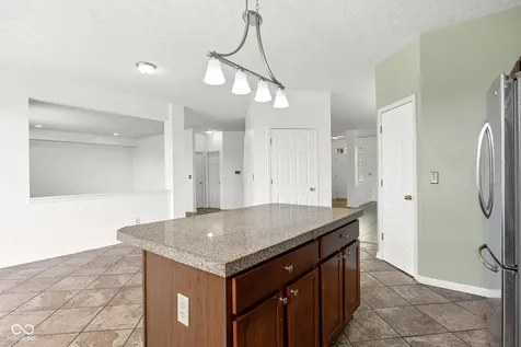2206 Rosswood Boulevard Indianapolis IN 46229