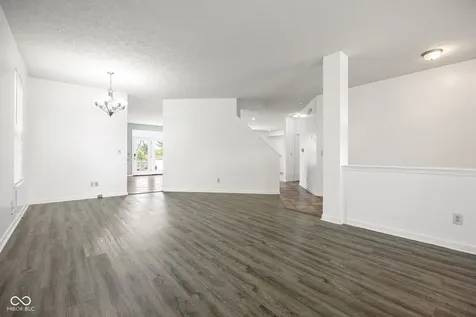 2206 Rosswood Boulevard Indianapolis IN 46229