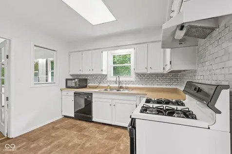 3731 E Rembrandt Drive Martinsville IN 46151