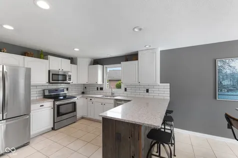4547 Hammerstone Court Indianapolis IN 46239