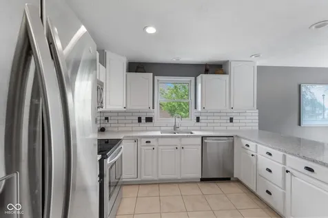 4547 Hammerstone Court Indianapolis IN 46239