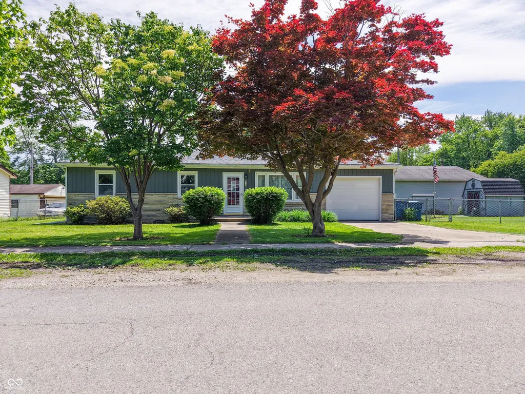 513 E Howard Avenue Arcadia IN 46030
