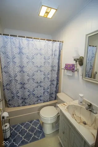 513 E Howard Avenue Arcadia IN 46030