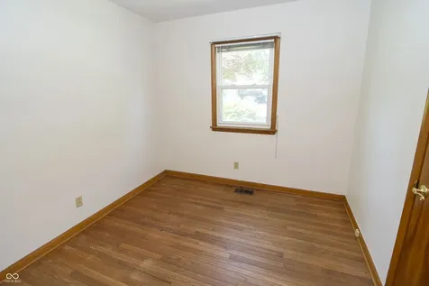 513 E Howard Avenue Arcadia IN 46030