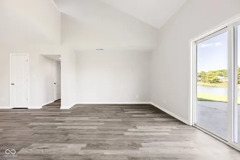 1355 Egret Lane Greenwood IN 46143