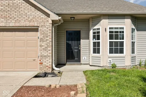 1355 Egret Lane Greenwood IN 46143