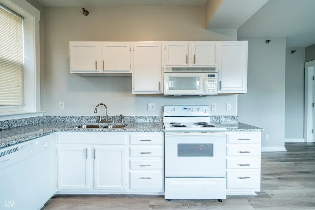 234 E 9th Street Indianapolis IN 46204