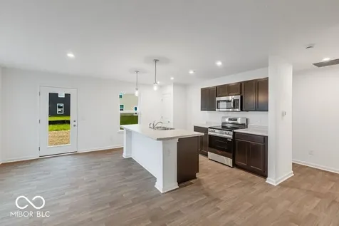 2024 Oak Terrace Drive Shelbyville IN 46176