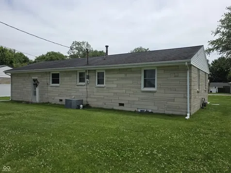 604 E Gatewood Drive Westport IN 47283