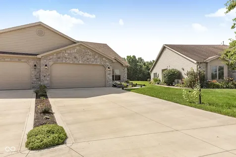 108 St Andrews Court Hartford City IN 47348