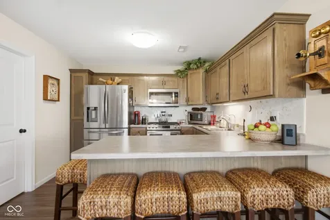 108 St Andrews Court Hartford City IN 47348