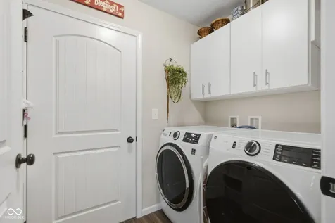 108 St Andrews Court Hartford City IN 47348