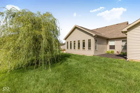 108 St Andrews Court Hartford City IN 47348
