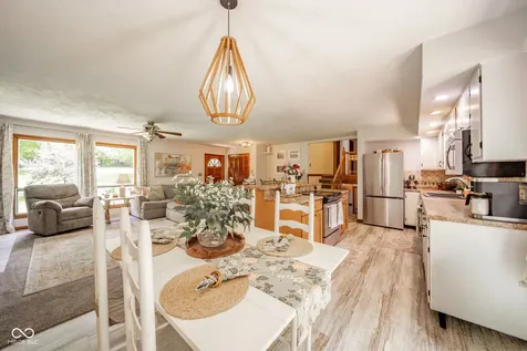 5665 N Mechanicsburg Road Middletown IN 47356