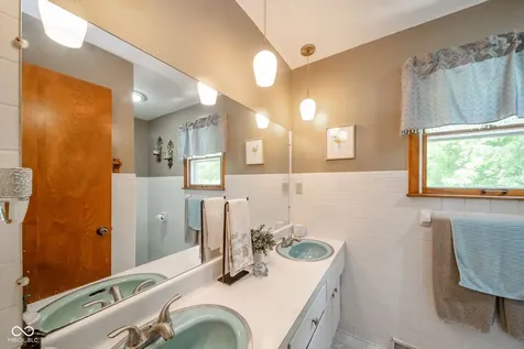 5665 N Mechanicsburg Road Middletown IN 47356