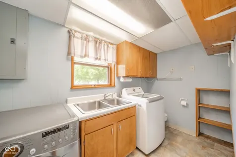 5665 N Mechanicsburg Road Middletown IN 47356