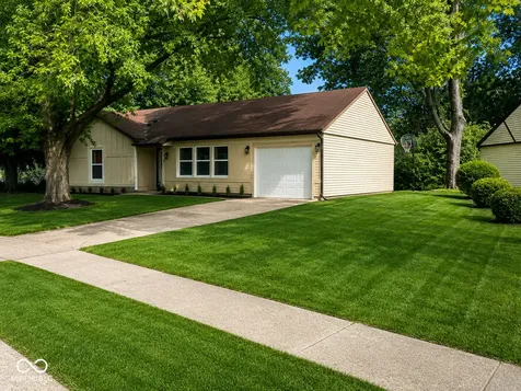 4439 Dabny Circle Indianapolis IN 46254