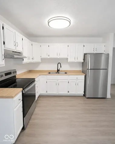 4439 Dabny Circle Indianapolis IN 46254