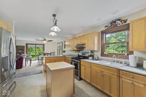 3578 N County Road 800 W Greencastle IN 46135