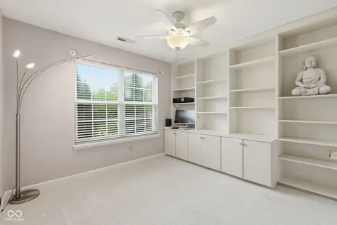 9555 Summer Ridge Place Indianapolis IN 46260