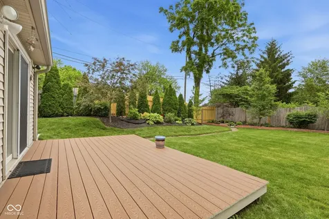 9555 Summer Ridge Place Indianapolis IN 46260