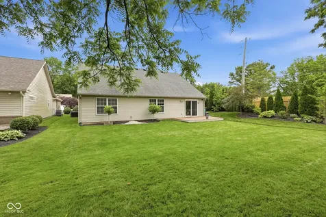9555 Summer Ridge Place Indianapolis IN 46260