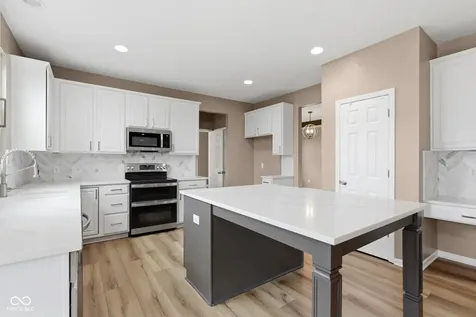 7230 Rodney Place Noblesville IN 46062